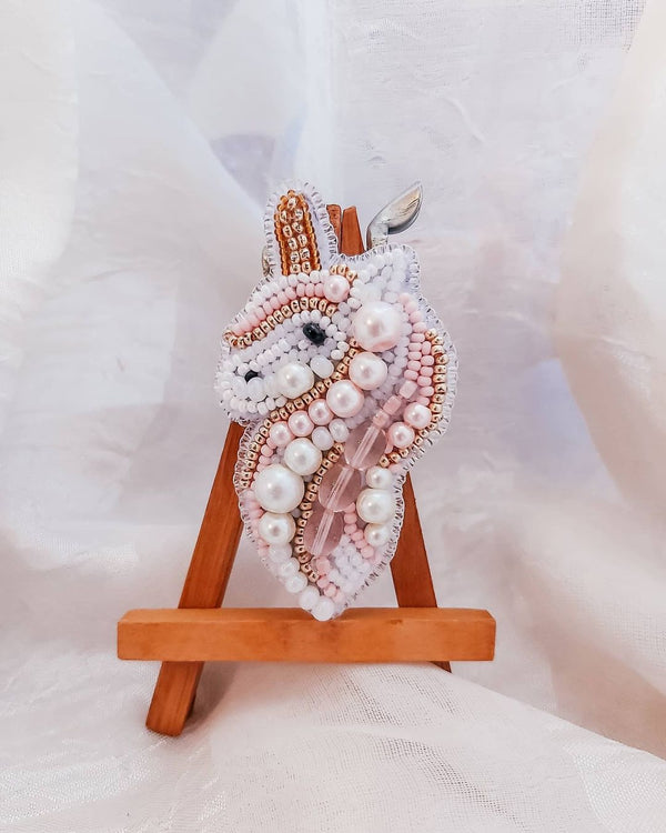 Beadwork kit for creating broоch