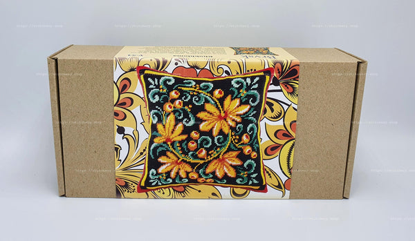 Needlepoint Pillow Kit