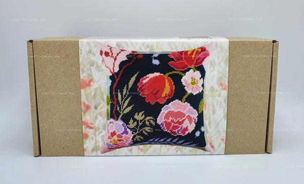 Needlepoint Pillow Kit