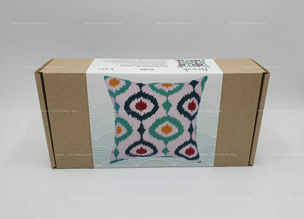 Needlepoint Pillow Kit