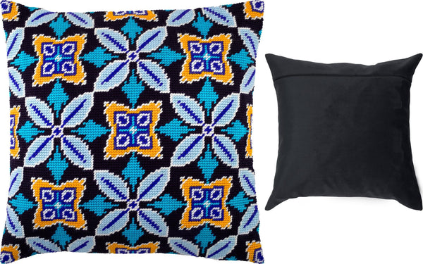 Needlepoint Pillow Kit