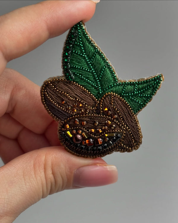 Beadwork kit for creating broоch