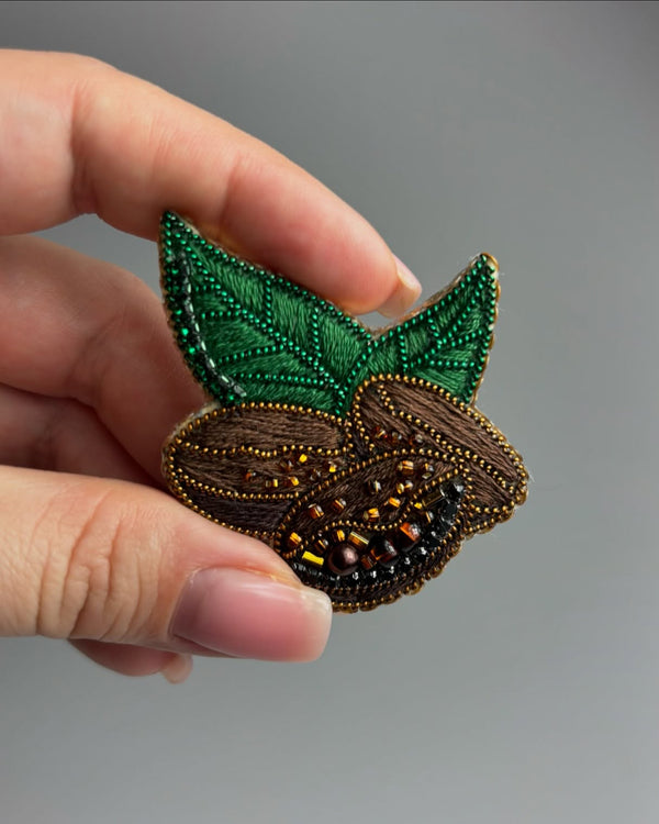 Beadwork kit for creating broоch