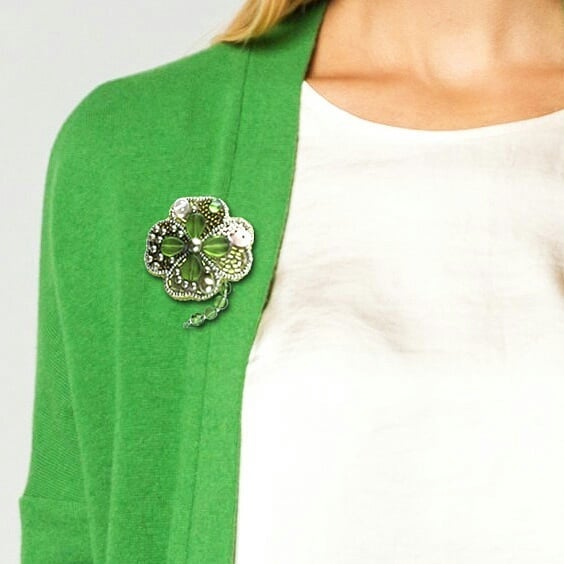 Beadwork kit for creating broоch