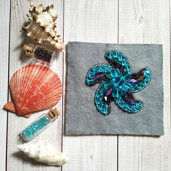 Beadwork kit for creating broоch
