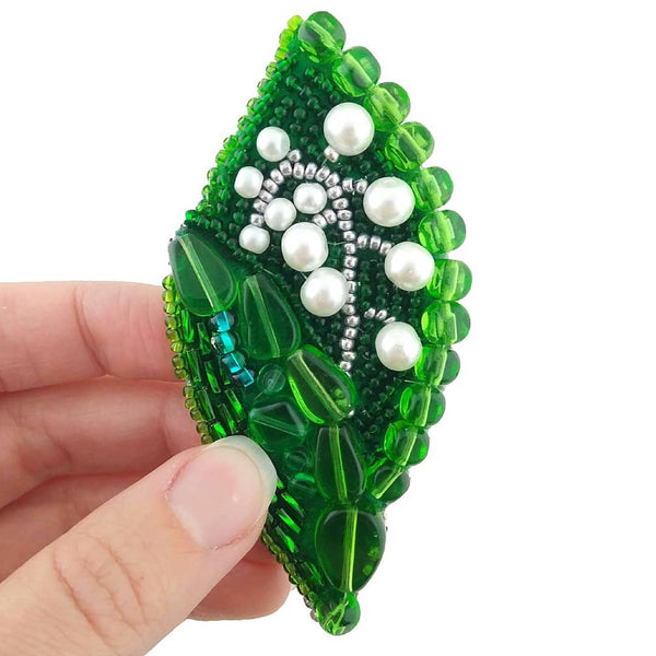 Beadwork kit for creating broоch