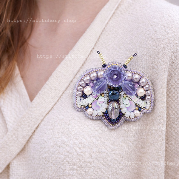 Beadwork kit for creating broоch