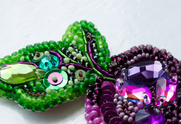 Beadwork kit for creating brooch