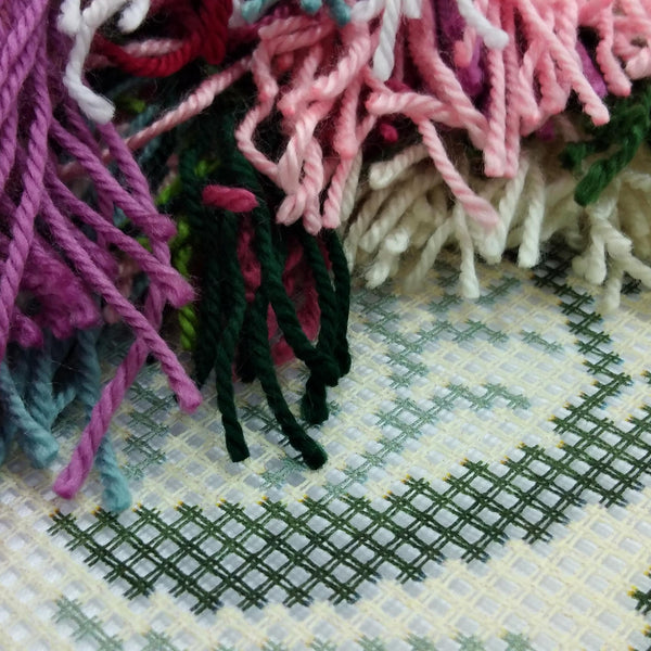 Needlepoint Pillow Kit