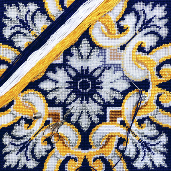 Needlepoint Pillow Kit