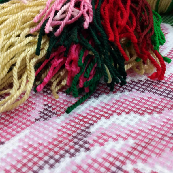 Needlepoint Pillow Kit