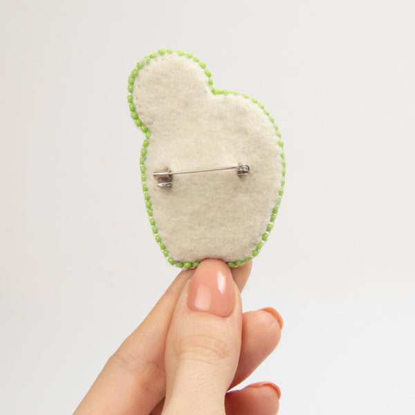 Beadwork kit for creating broоch