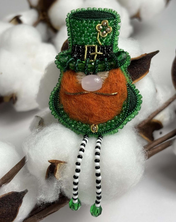 Beadwork kit for creating broоch