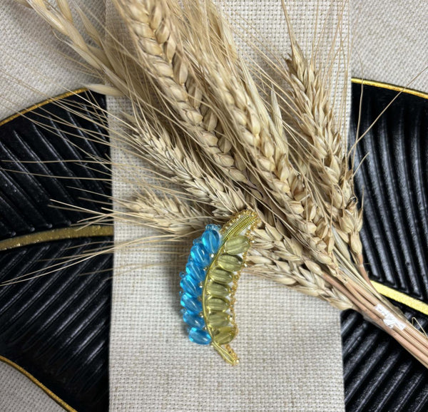 Beadwork kit for creating broоch