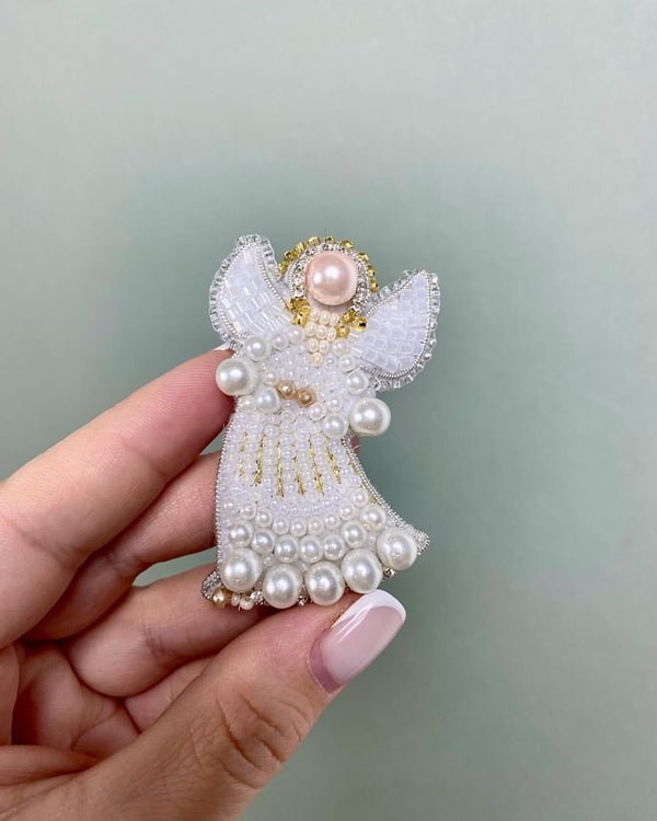 Beadwork kit for creating broоch