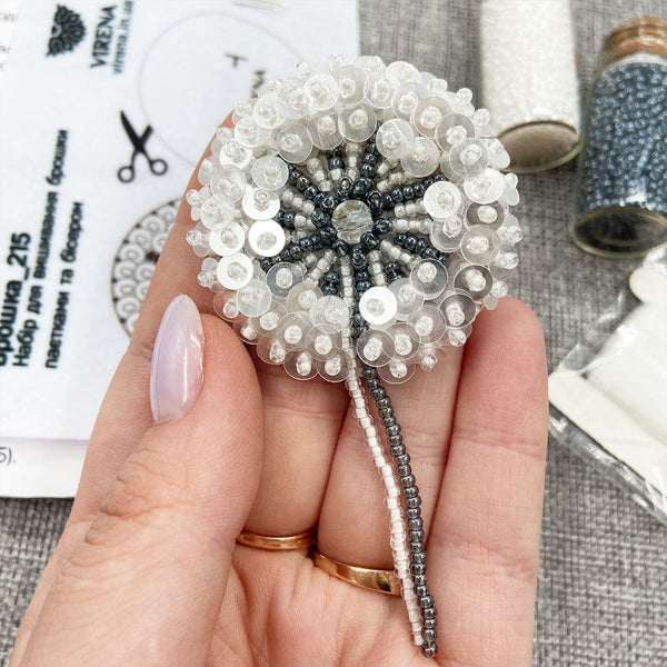 Beadwork kit for creating broоch