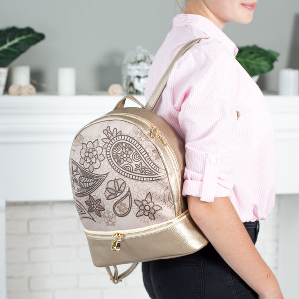 Backpack for embroidery with beads kit