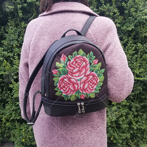Backpack for embroidery with beads kit