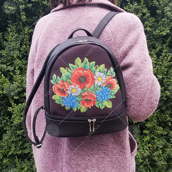 Backpack for embroidery with beads kit