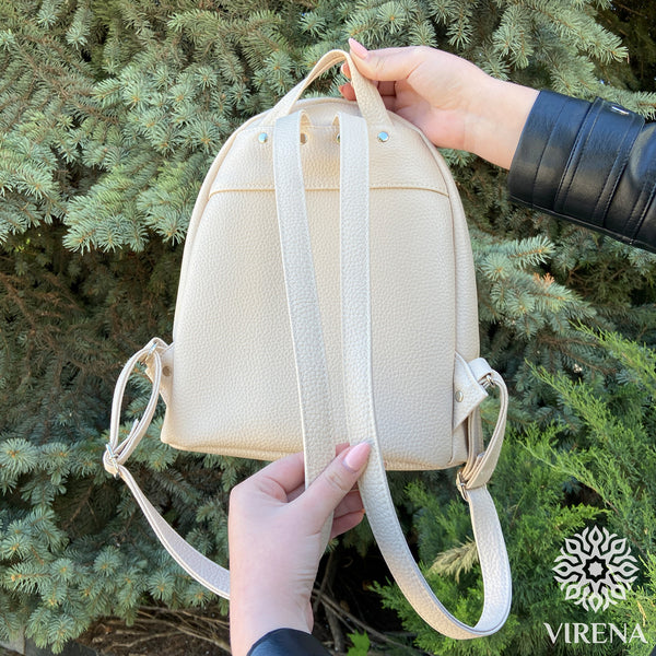 Backpack for embroidery with beads kit