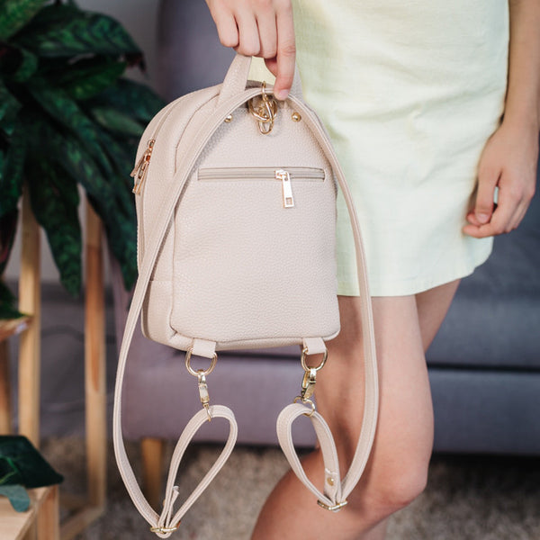 Backpack for embroidery with beads kit