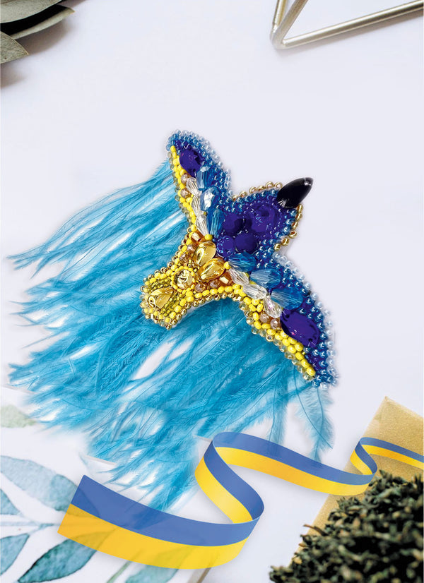 Beadwork kit for creating brooch