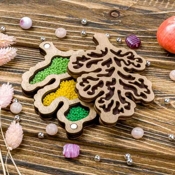 Bead organizer with wooden lid