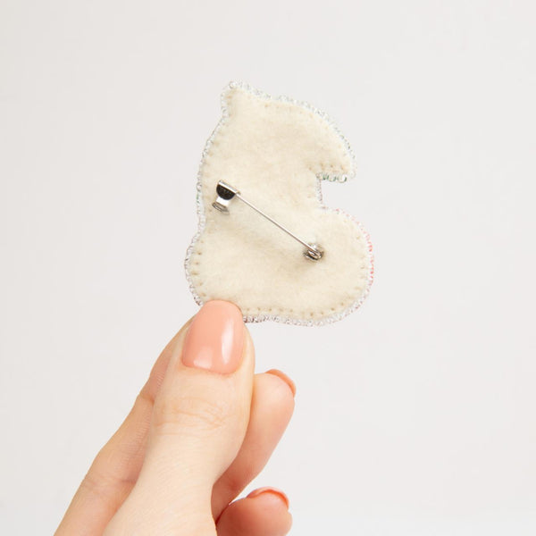 Beadwork kit for creating broоch