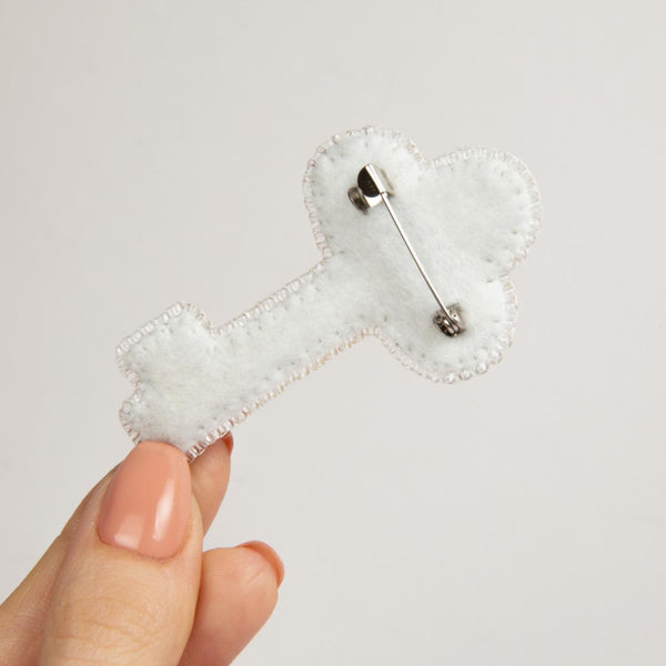 Beadwork kit for creating broоch
