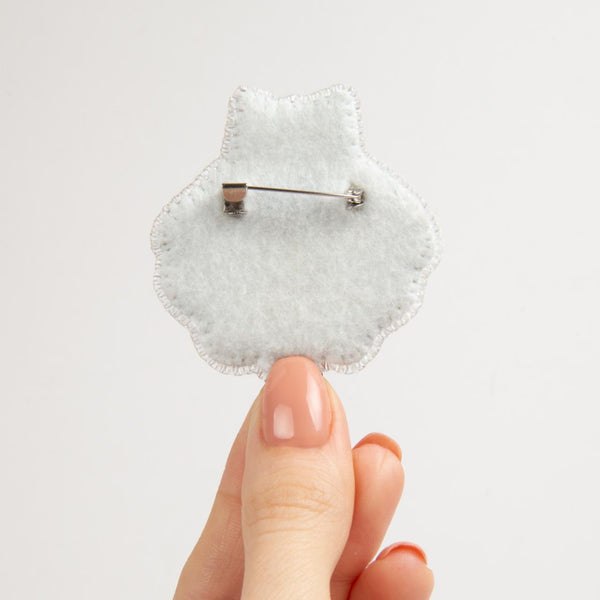 Beadwork kit for creating broоch