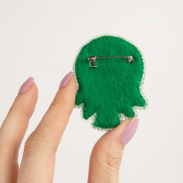 Beadwork kit for creating broоch