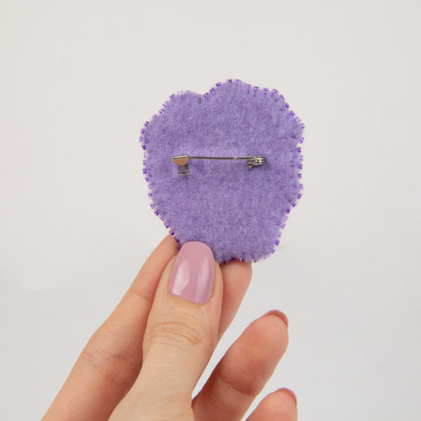 Beadwork kit for creating broоch