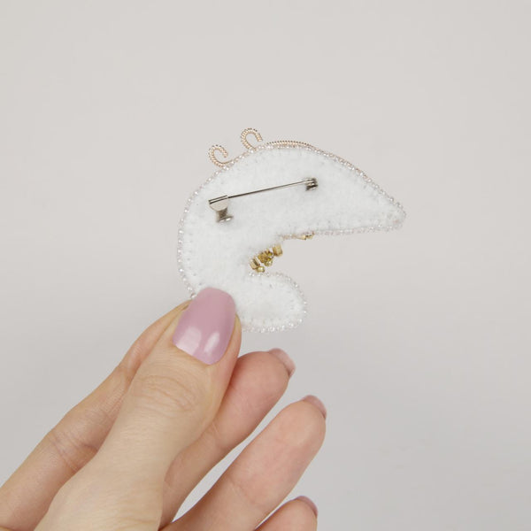 Beadwork kit for creating broоch