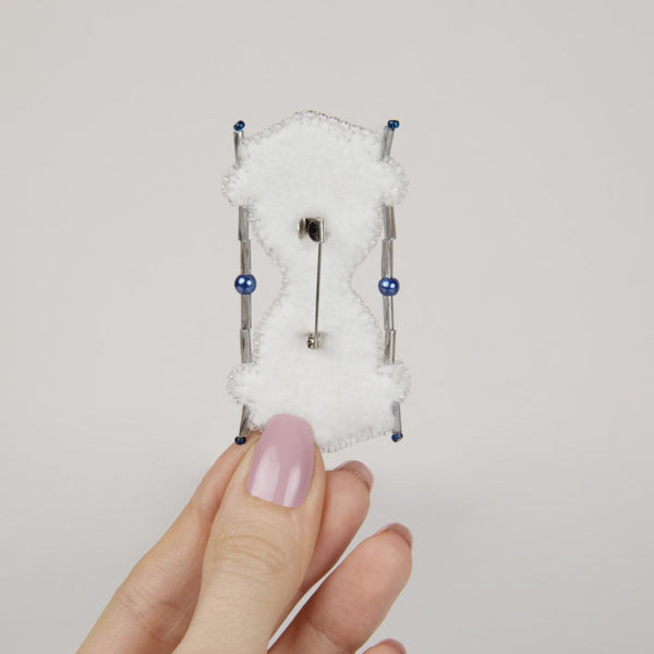 Beadwork kit for creating broоch