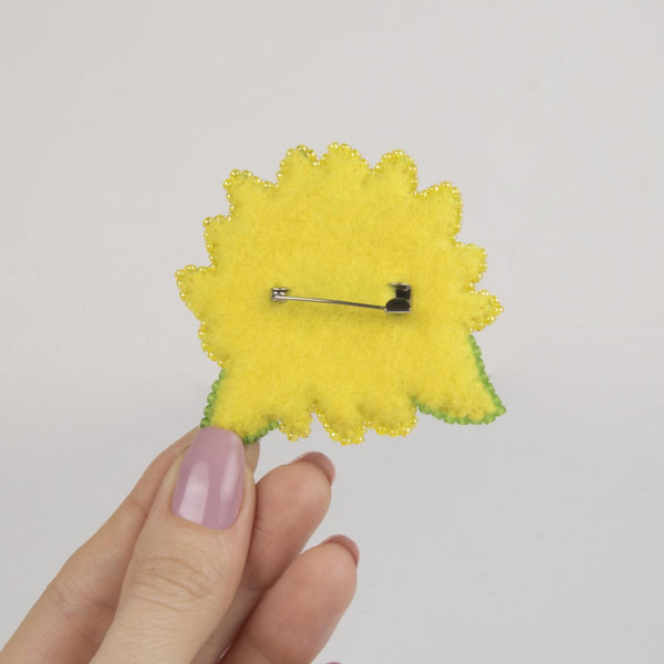 Beadwork kit for creating broоch