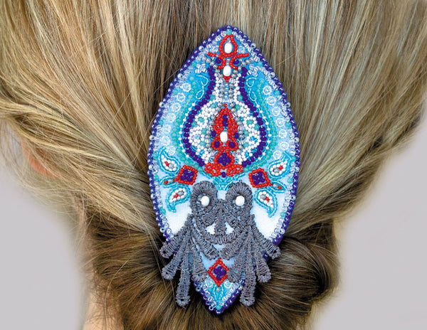 Beadwork kit for creating brooch