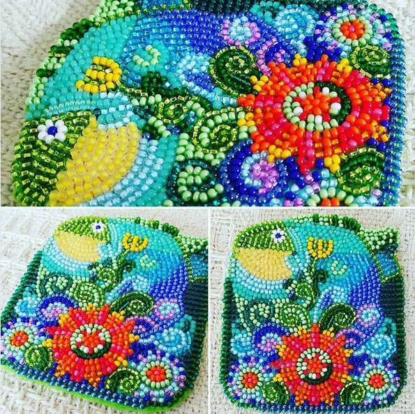 Beadwork kit for creating brooch