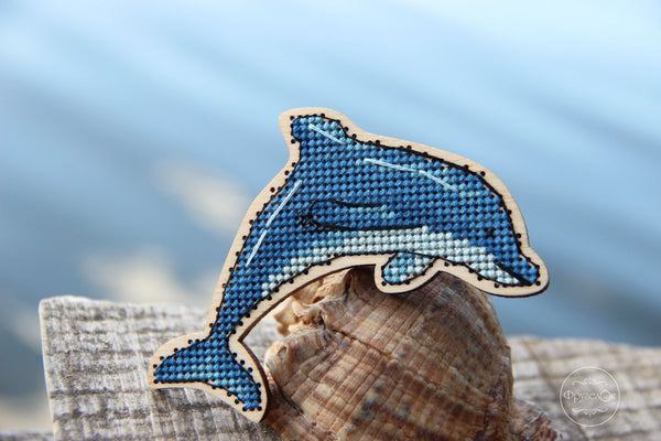 DIY Cross stitch kit on wood