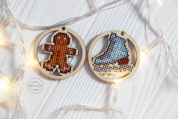 DIY Cross stitch kit on wood