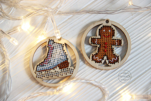 DIY Cross stitch kit on wood