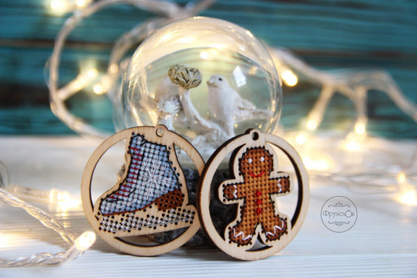 DIY Cross stitch kit on wood