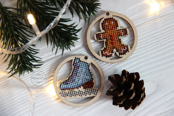 DIY Cross stitch kit on wood