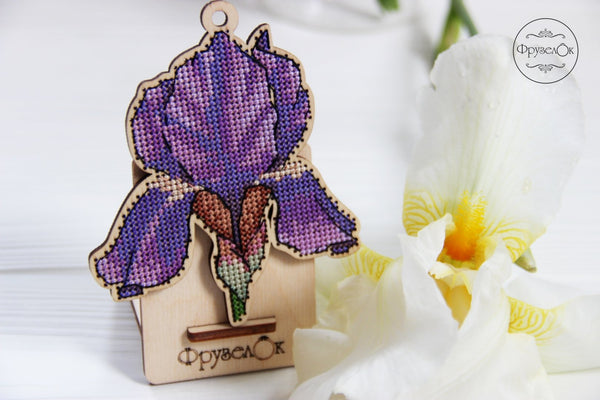 DIY Cross stitch kit on wood