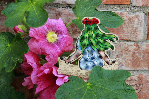 DIY Cross stitch kit on wood