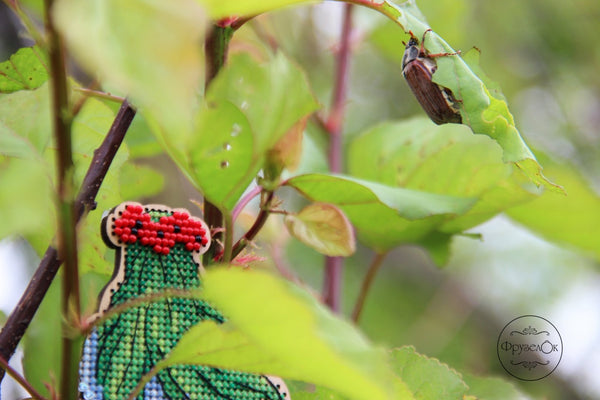 DIY Cross stitch kit on wood