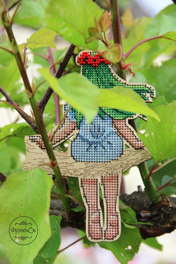 DIY Cross stitch kit on wood