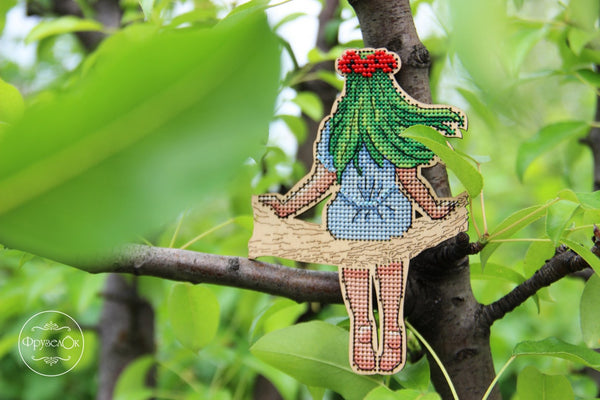 DIY Cross stitch kit on wood