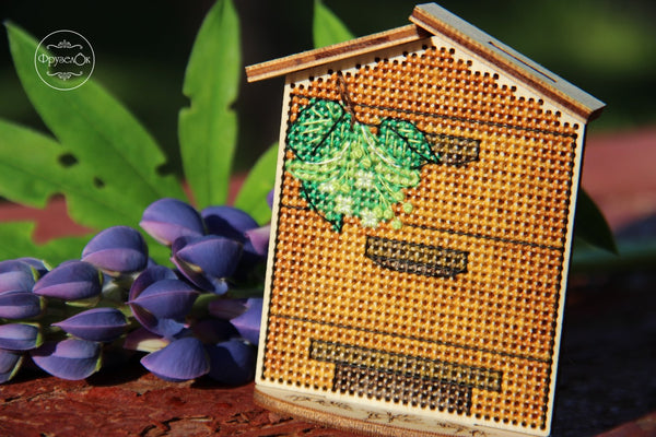 DIY Cross stitch kit on wood