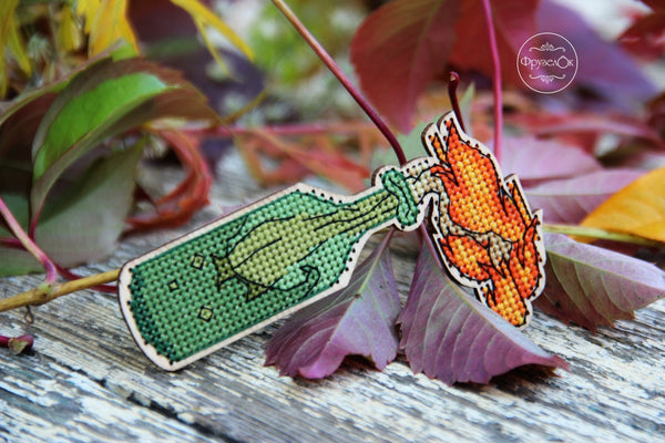 DIY Cross stitch kit on wood