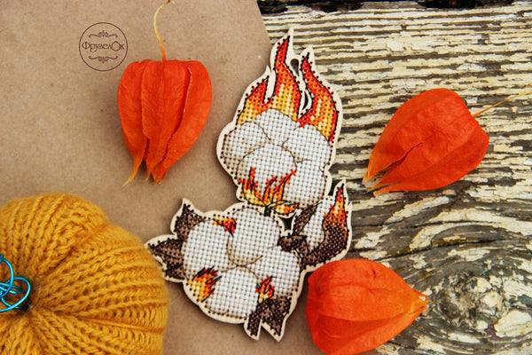 DIY Cross stitch kit on wood